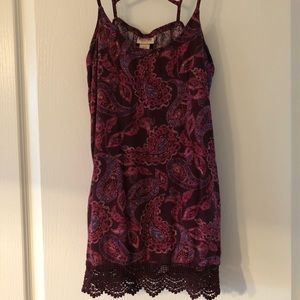 Mossimo tank size M also Caroline Forbes in TVD